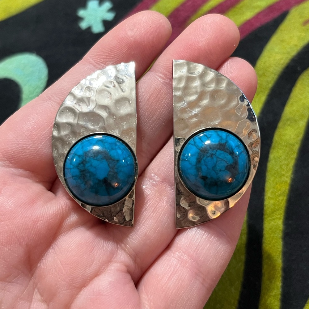 Vintage 90’s Faux Turquoise Silver Tone Metal Post Costume Jewelry Earrings